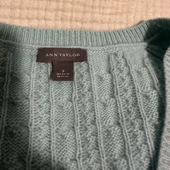100% Cashmere - Vintage Ann Taylor - Picture 3 of 5